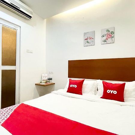 Oyo 90334 Mawlaya Hotel Bayan Lepas Exterior photo