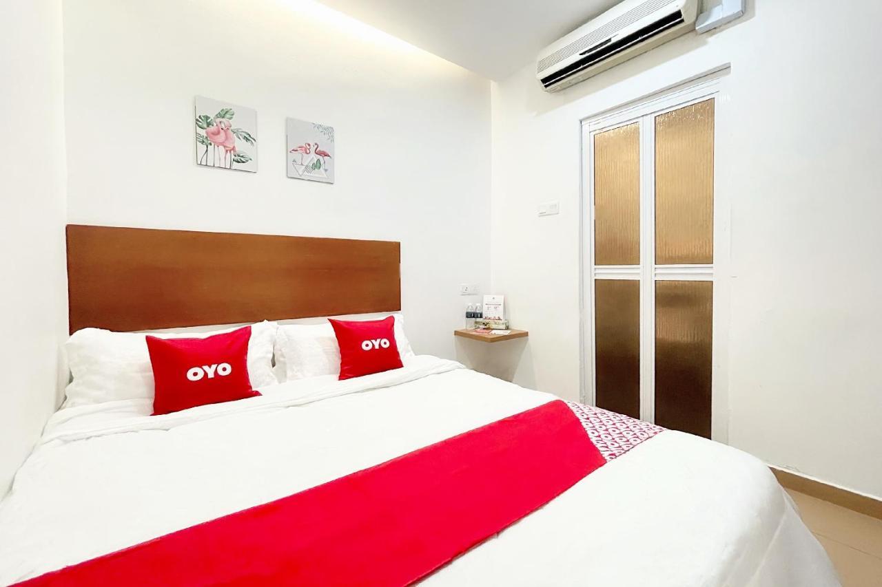 Oyo 90334 Mawlaya Hotel Bayan Lepas Exterior photo